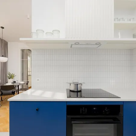 Modern Remote Work In The Centre By Renters * Warsaw